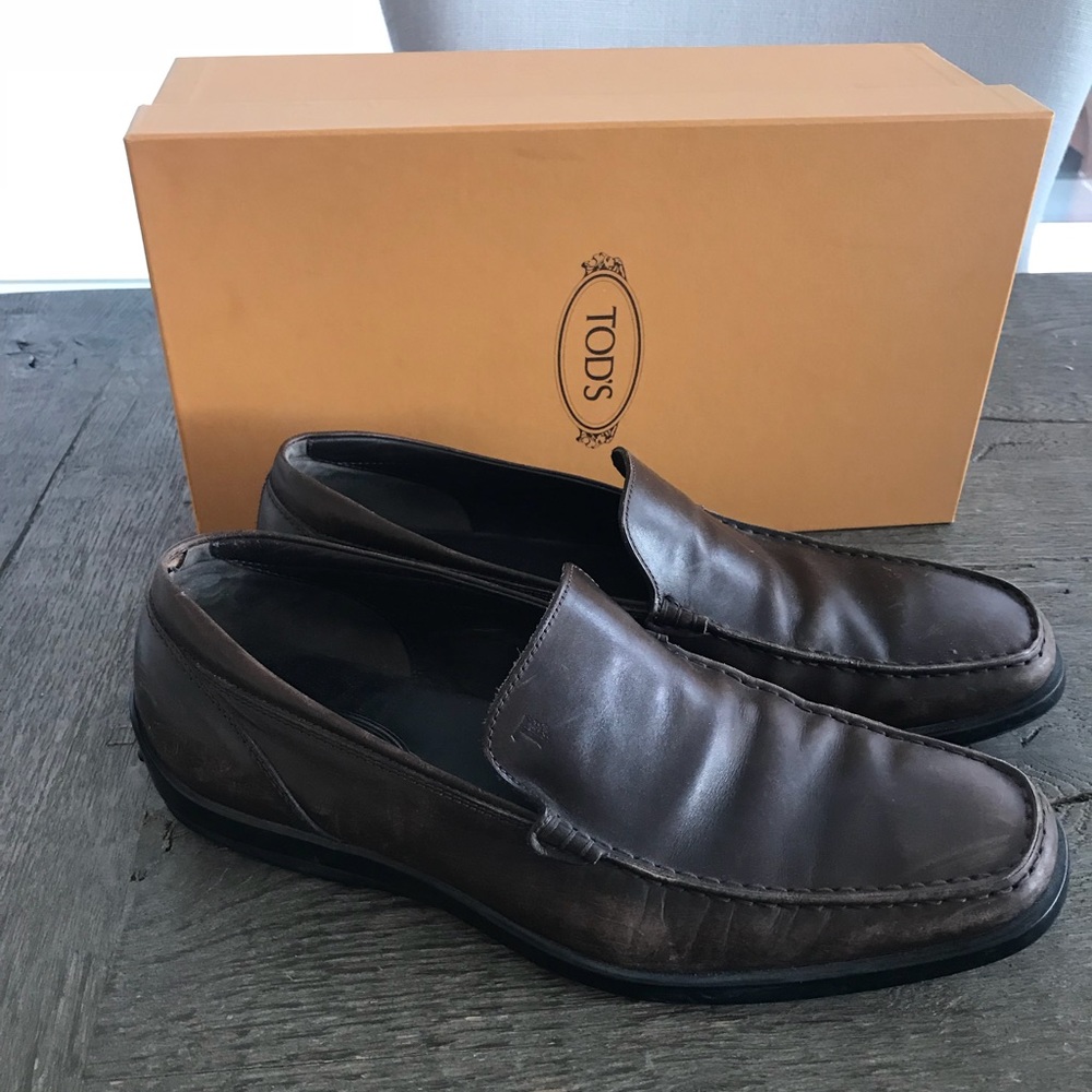 Men’s Tods leather shoes size 10